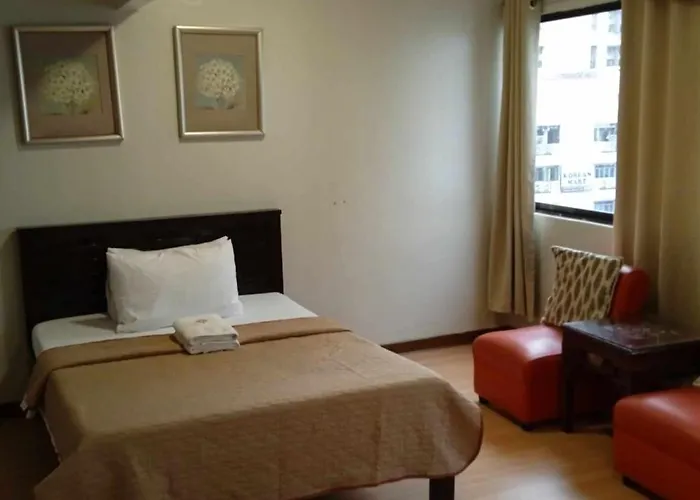 Stone House 酒店 马尼拉