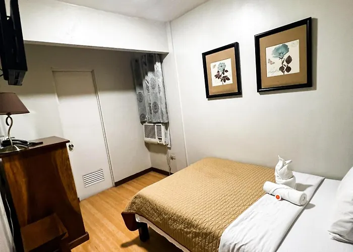 酒店 Stone House 马尼拉