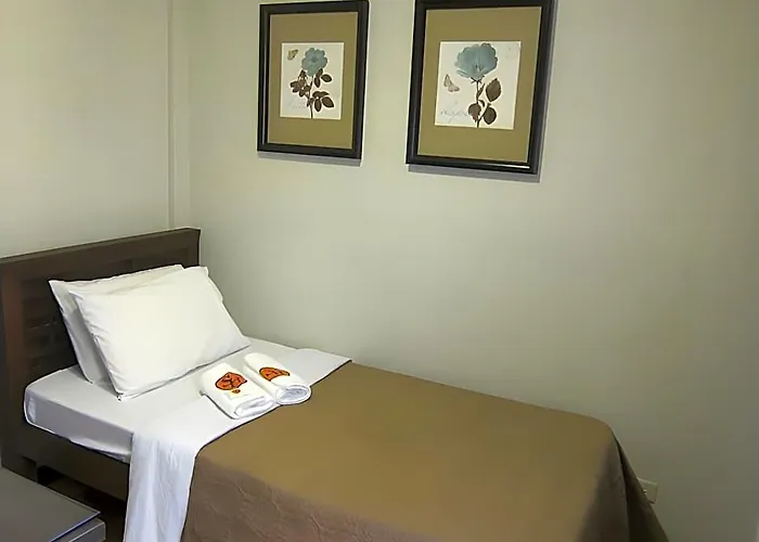 Stone House 酒店 马尼拉